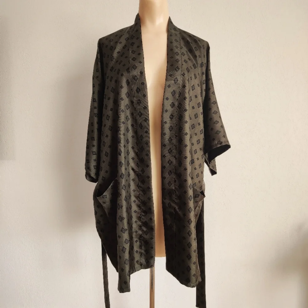 COPY - NWT Silk Robe | Vintage Asian Kimono - Picture 3 of 6